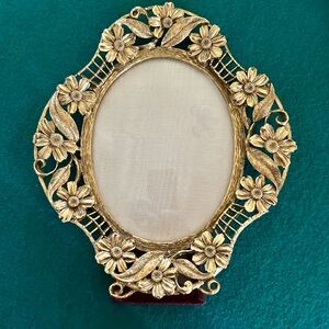 Vintage Matson gold photo frame